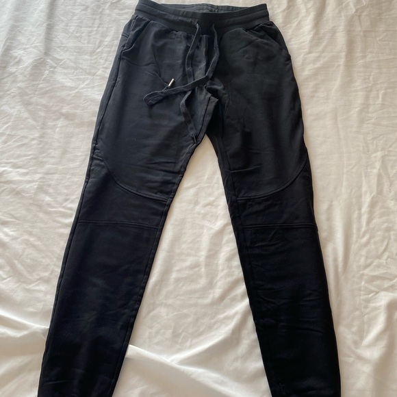 BuffBunny jogging pants - Picture 1 of 3